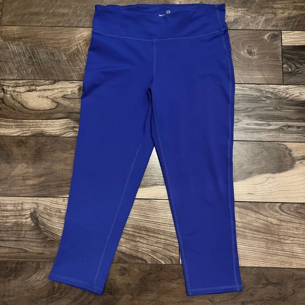 GapFit High Rise Capri Leggings
